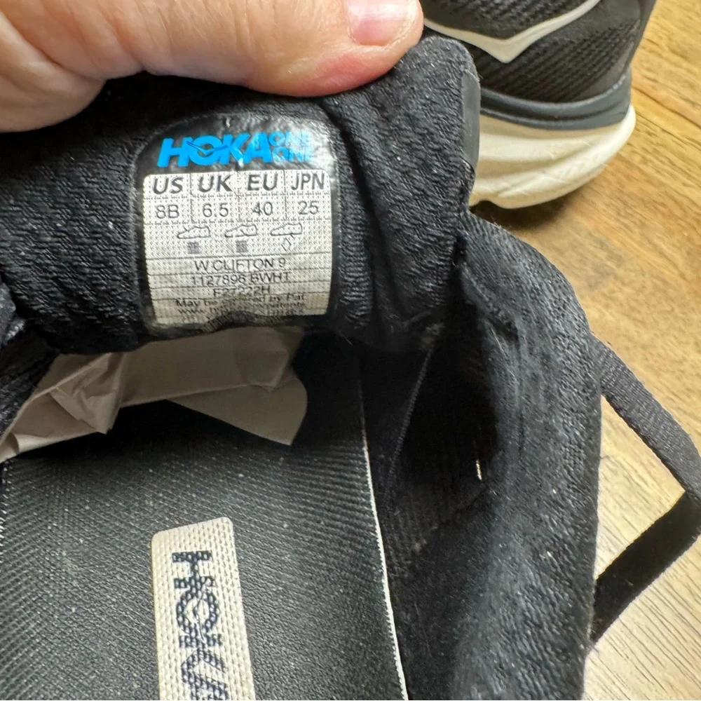 Women’s Hoka Clifton 9 running shoes. Size Women’s US 8 - Picture 6 of 6